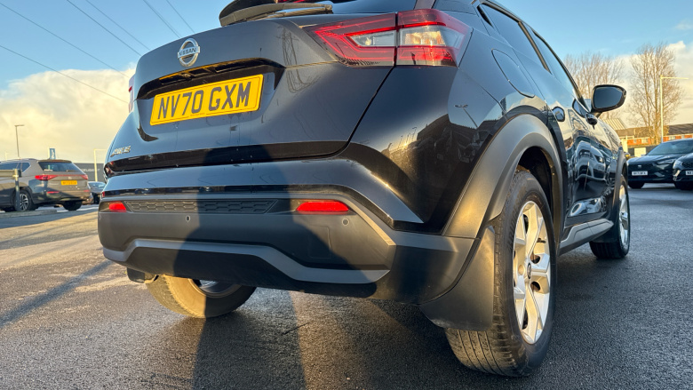 Nissan Juke 1.0 DiG-T 114 N-Connecta 5dr Petrol Hatchback